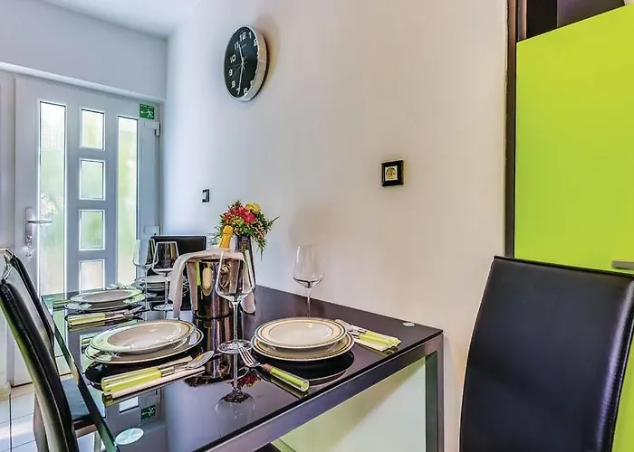 Karla شقة سيلتسي